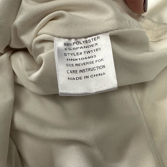 Women's Ivory Long Sleeve Top - Picture 5 of 5